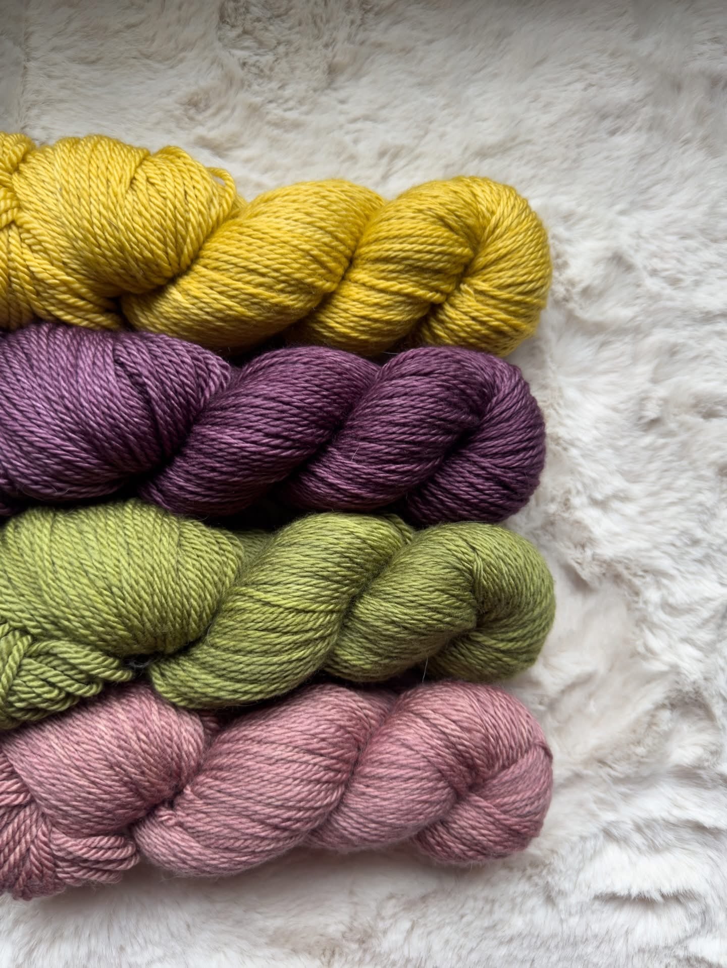4 Coordinating Skeins