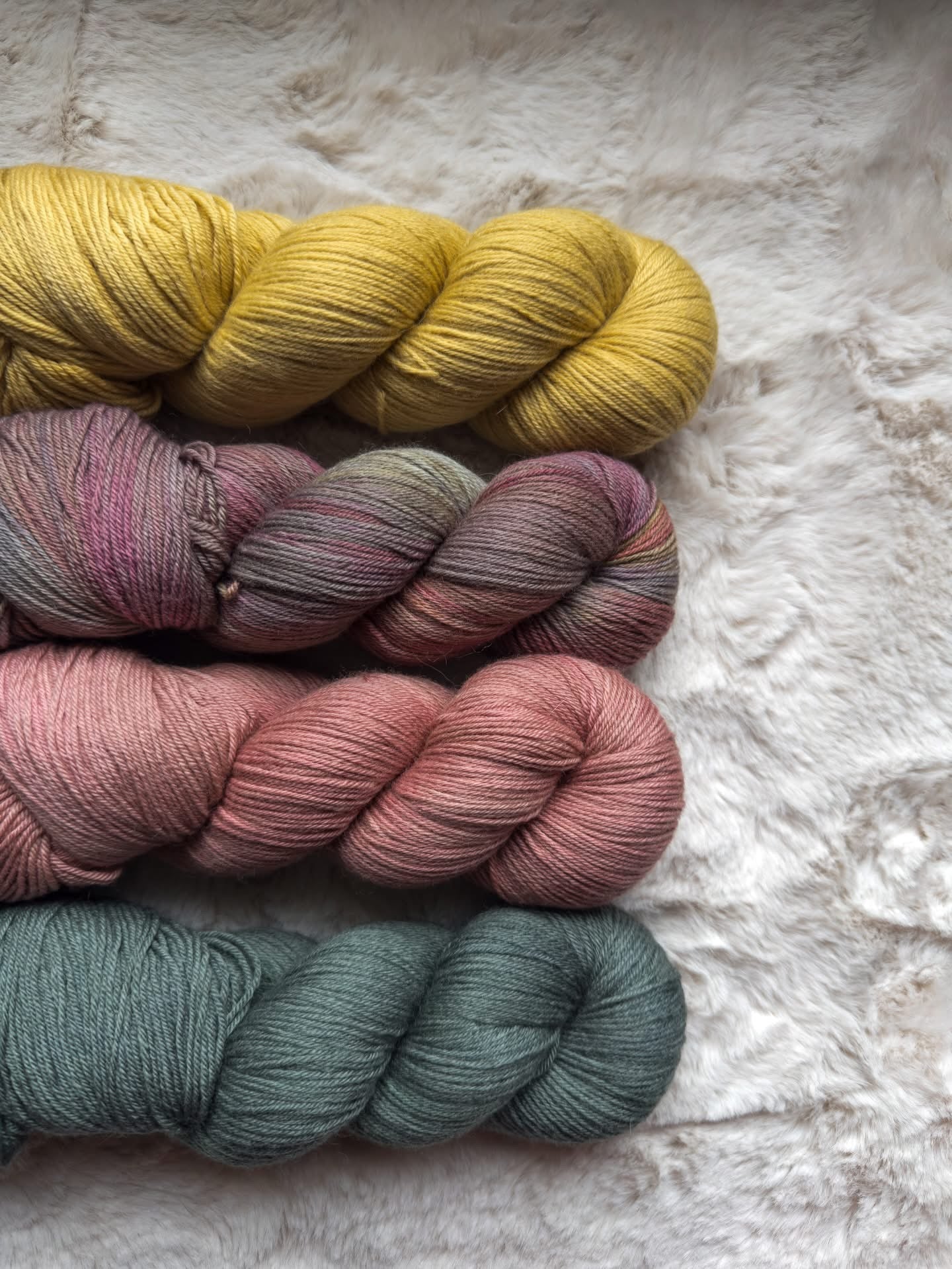 4 Coordinating Skeins